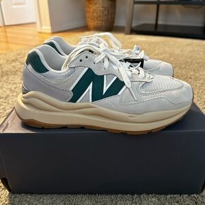 Brand New. Never used. NB 5740.